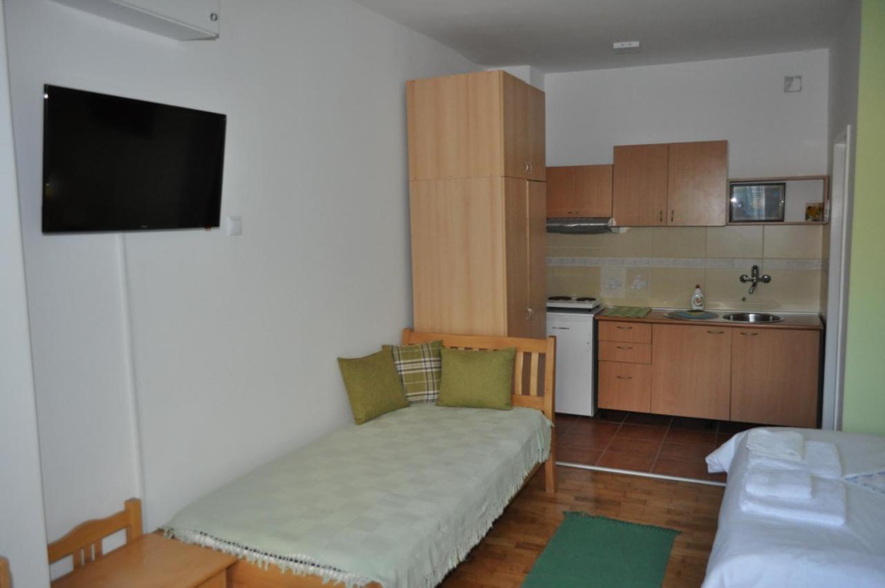 Studio Apartmani Pergolo Centar Soko Banja Exterior photo